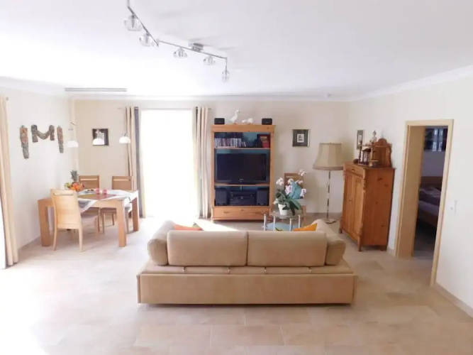 Holiday Apartment at the Rose Garden