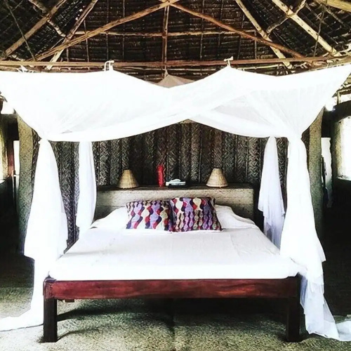 Kizingo Beach Eco Lodge