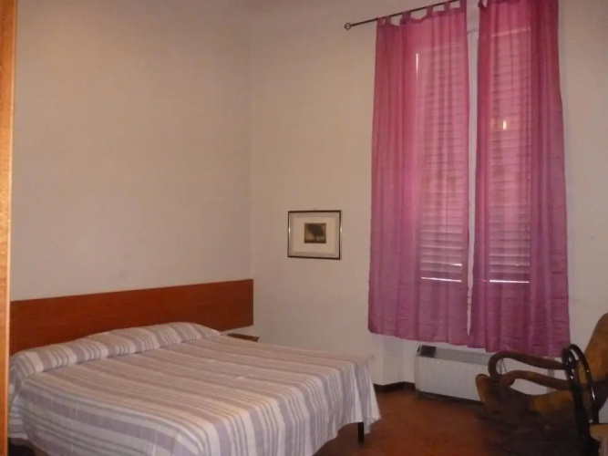 XXVII Aprile Bed & Car