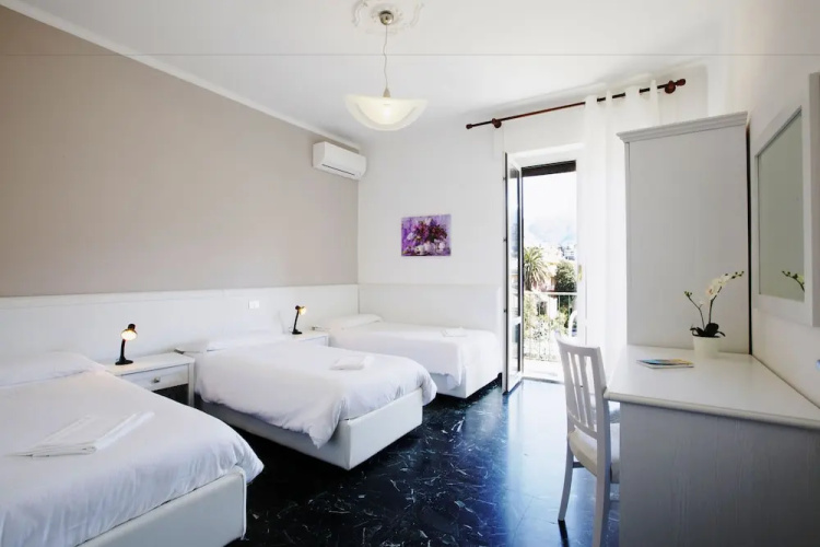Riviera Apartments Corso Italia 6