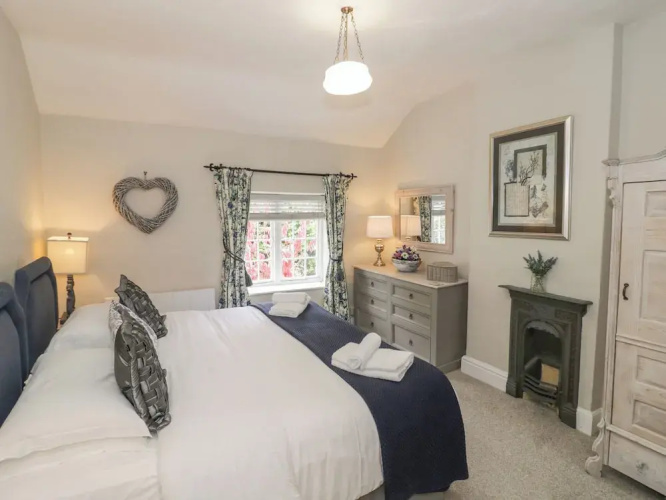 Jackdaw Cottage