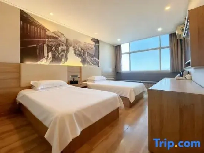 Premium Twin room