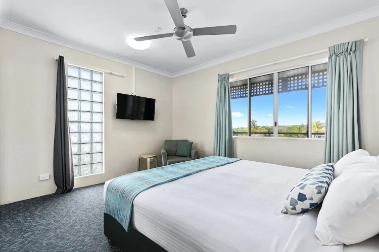 2 Bedrooms Apartment with balcony