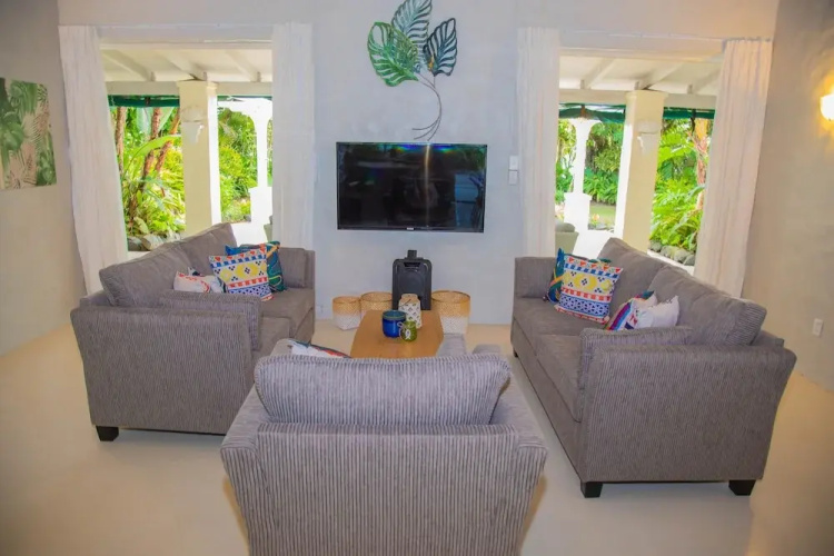 Natura Pandanus Villa