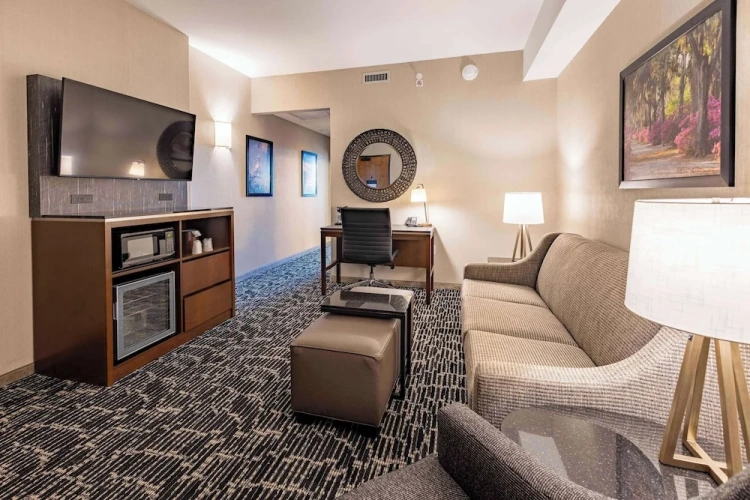 2 Bedrooms Suite