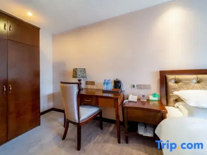 2 Bedrooms Double Suite with river view