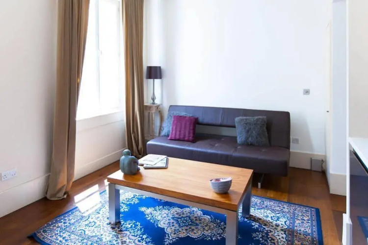 Uber A Stately Mayfair Residence