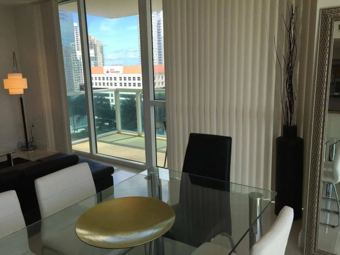 Lyx Suites at One Broadway