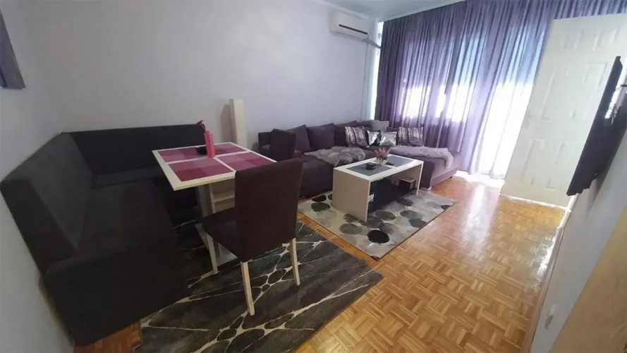 Ivn Apartment