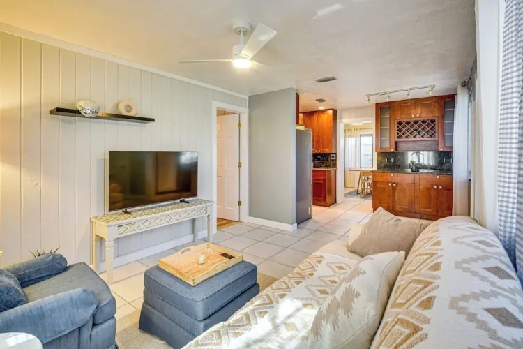 2 Bedrooms Cottage