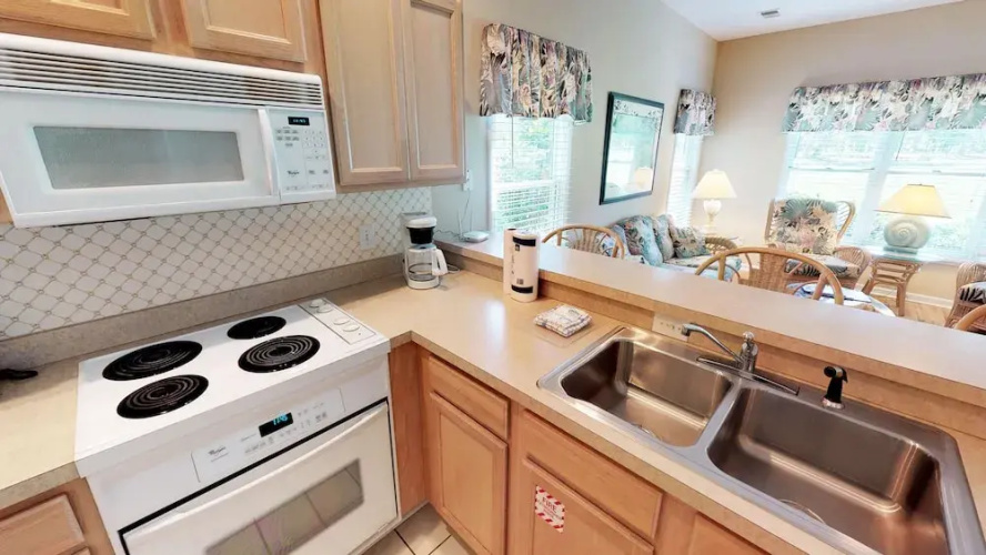 Club Villas Unit 25A - Lower Level