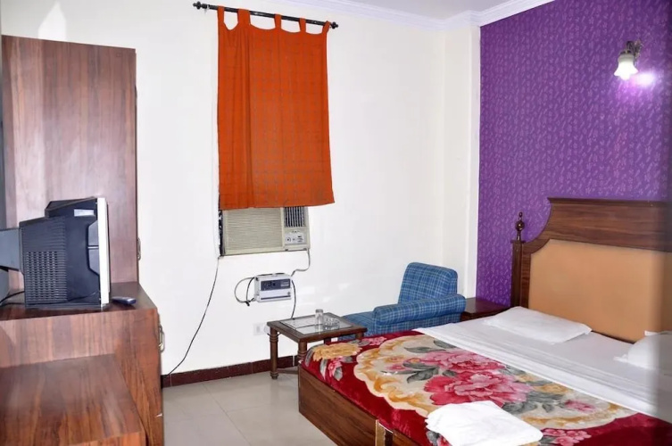 Hotel Ivory Palace
