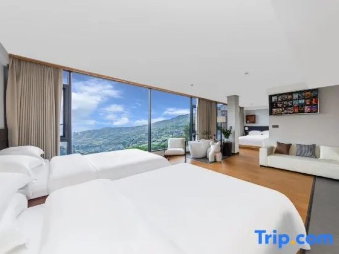 Premium Triple room