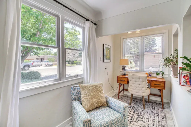 Albuquerque Adobe Cottage: Yard, Walkable Area