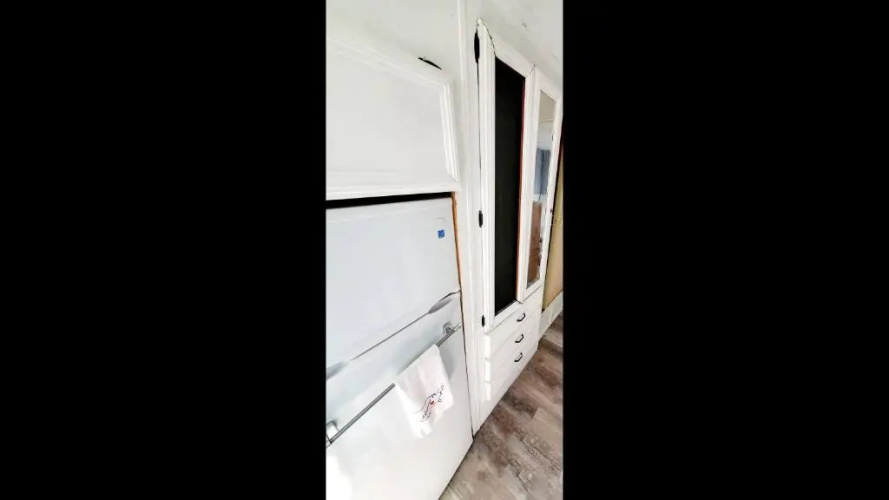 34ft Mobile Home Near Yale U