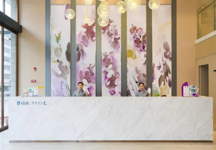 Lavande Hotels