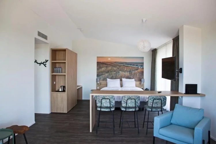 Deluxe Family Suite