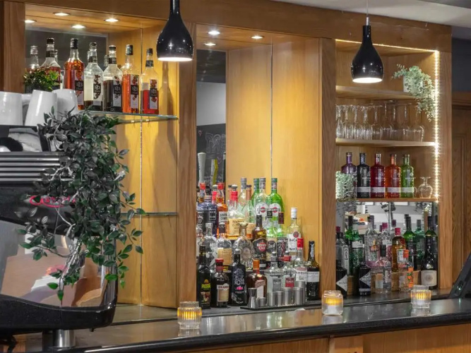 Hampshire Court Hotel & Spa