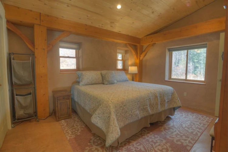 Pine Meadow Cabin