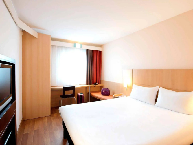 ibis Warszawa Ostrobramska