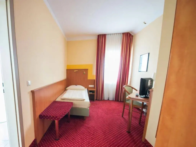 Hotel Mirage