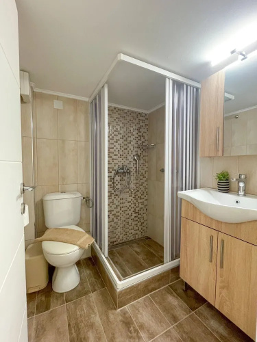 Pistachio Suite - Town Centre