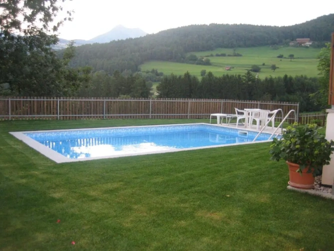 1 Bedroom Apartment with balcony