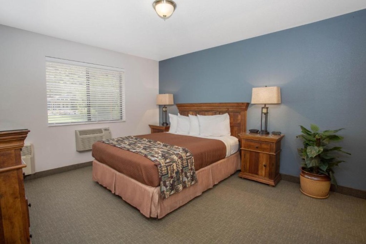 Deluxe Double Suite