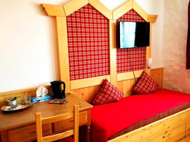 Standard Double room with view