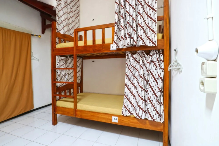 Rumah Larasati - Hostel