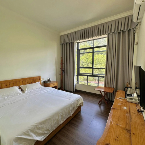 Lvyuan Hotel