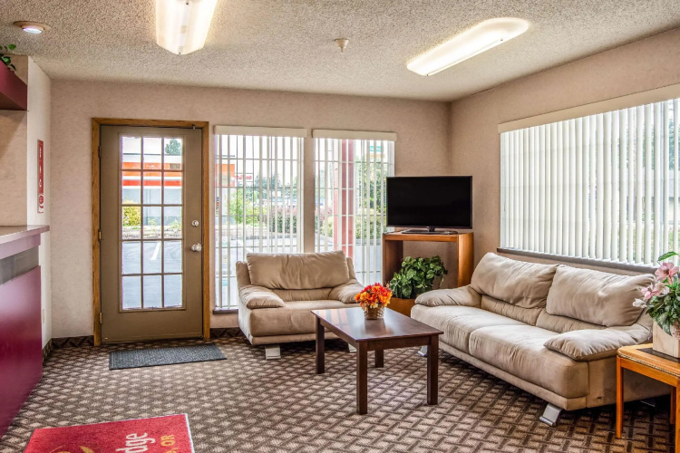 Econo Lodge Southeast
