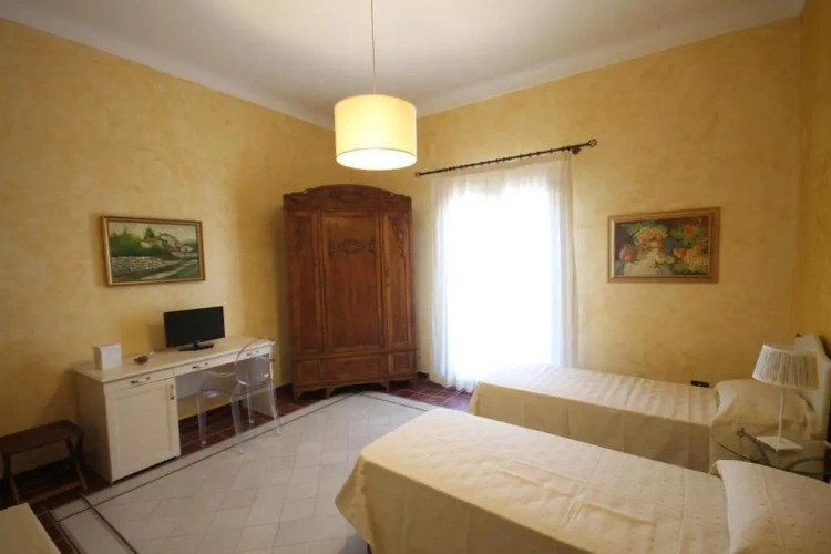 Standard Double room with view