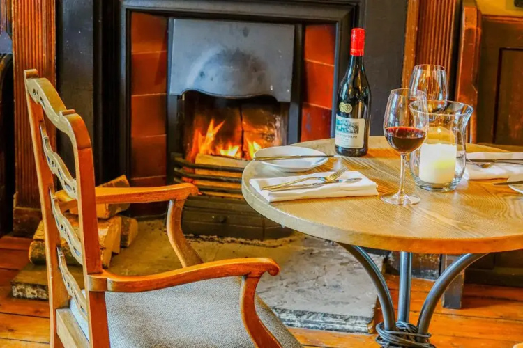 The Oak Tree Inn