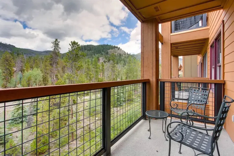 3 Bedroom Condo