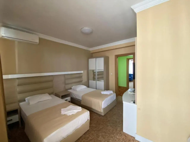 Georgian Hotel