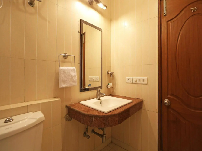 OYO Flagship 477 HUDA City Centre
