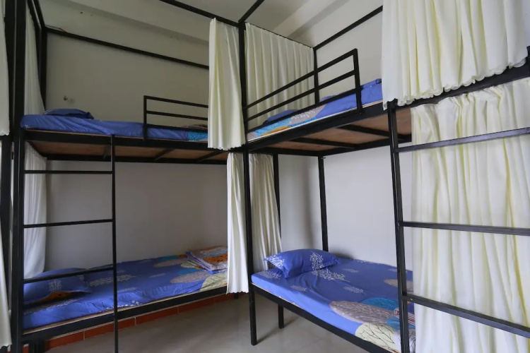 Santi Homestay DaNang