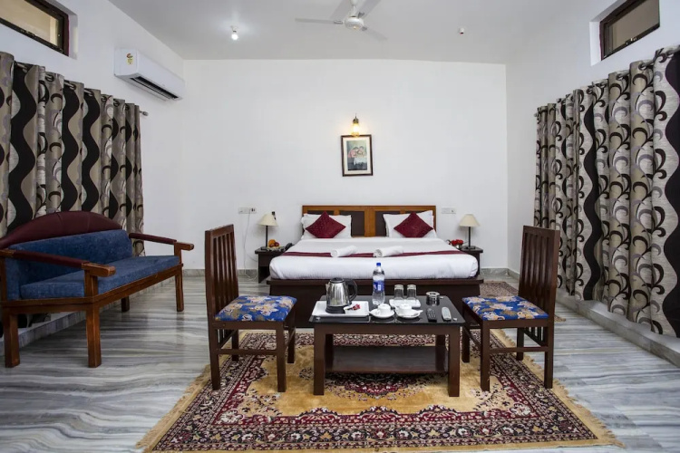 Narayan Niwas Resort