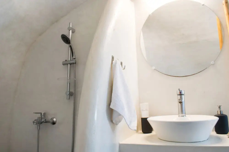 Stoa Cave Villas