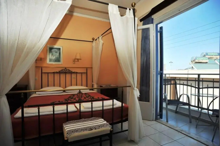 Pergola Hotel