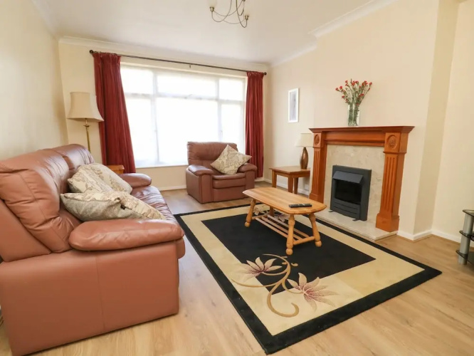 4 Ranby Drive