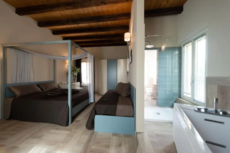 Suite with view