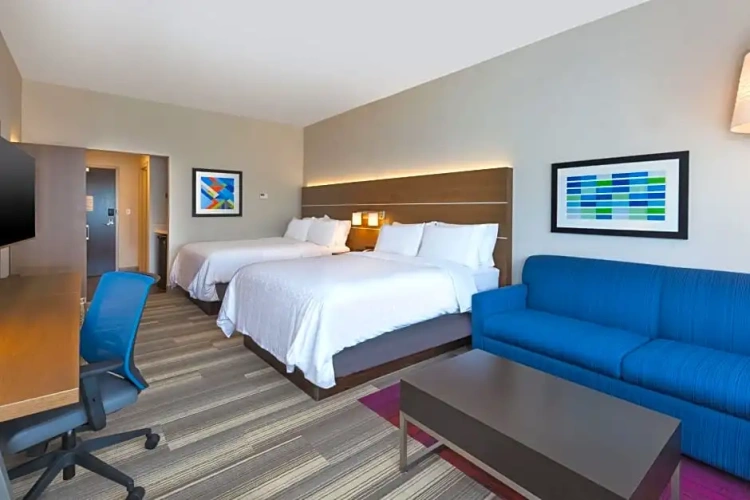 Quadruple Suite