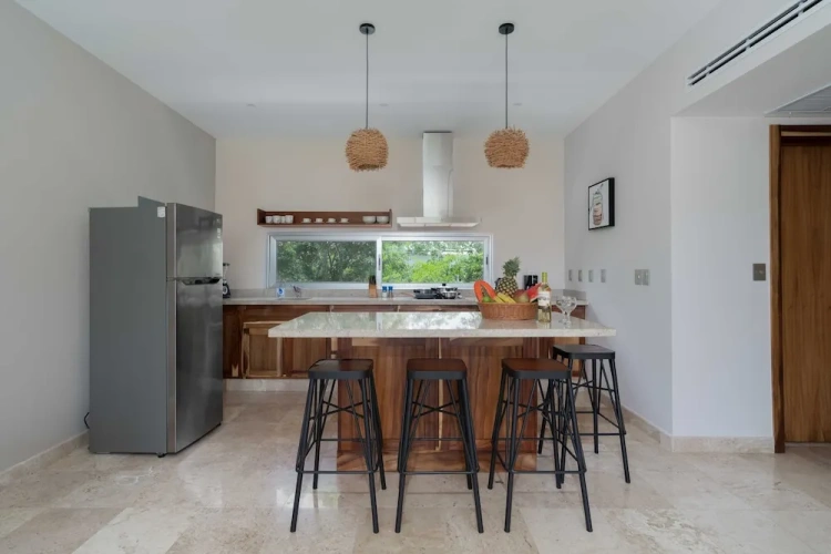 2 Bedrooms Quadruple Apartment