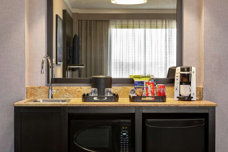 Embassy Suites by Hilton Kansas City Overland Park photo 38
