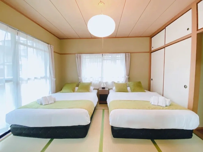 3 Bedrooms Apartment