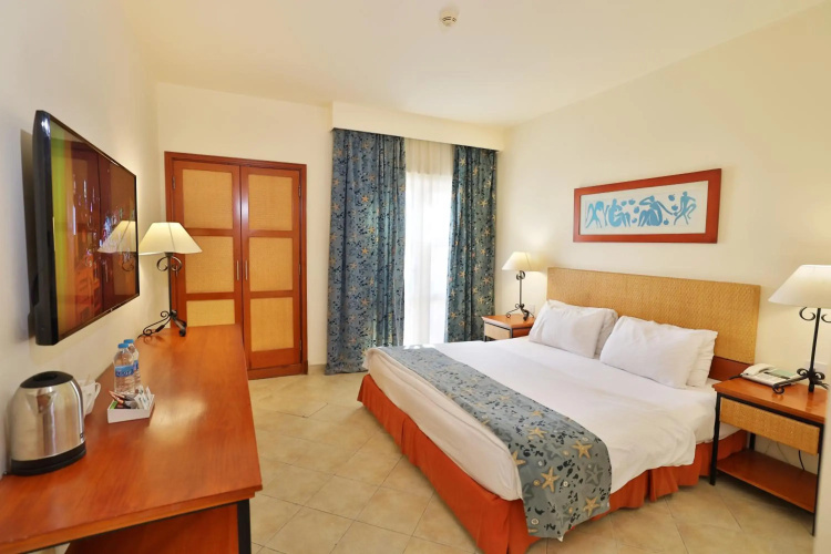 Marina Plaza Hotel, Tala Bay