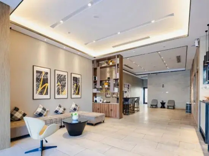 Homeinn Plus Hotel (Kunming  Dashanghui )