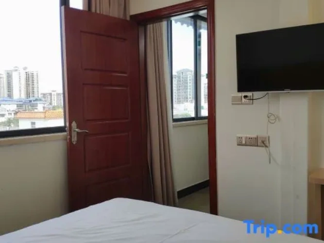 Deluxe Double room with street view